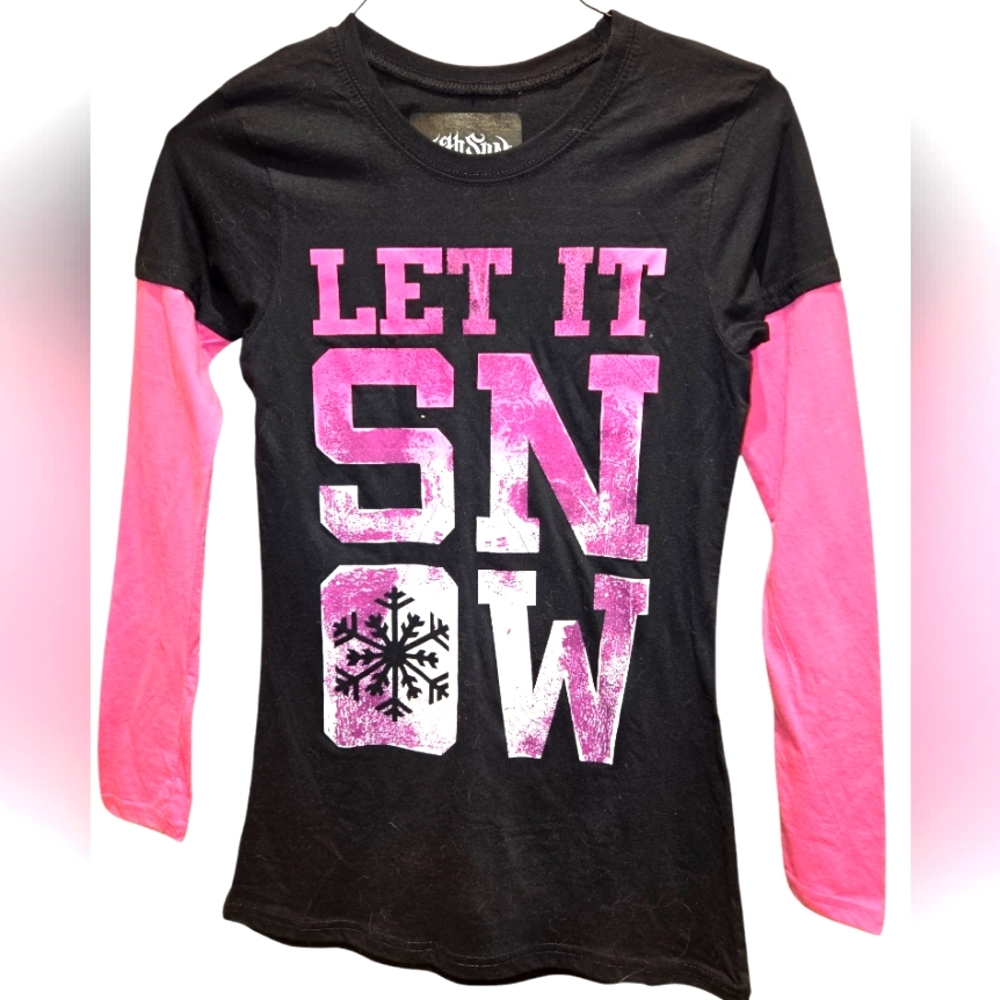 FithSun "Let It Snow" Longsleeved Tee NWOT Size ?Junior Medium